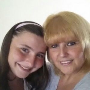 Meet your Posher, Stella